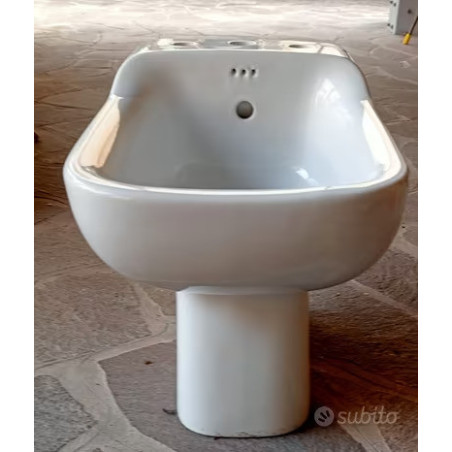 Bidet Conca 3 fori Ideal Standard T5180 Con Difetto